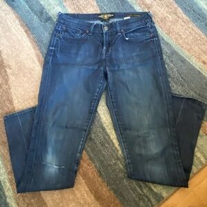 Lucky Brand Size 8 29 Waist Jeans Sweet ‘N Straight 🐝
